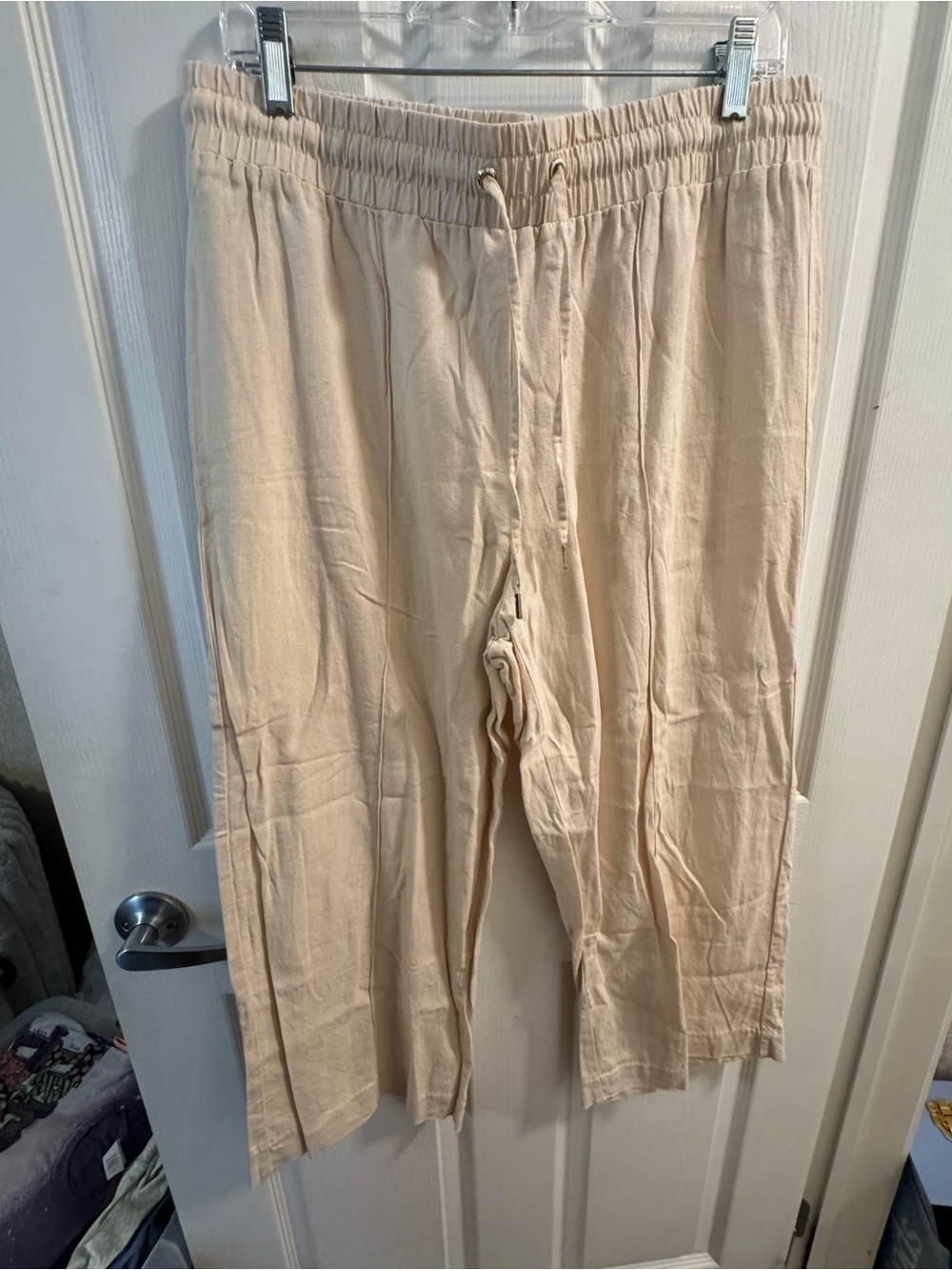 Anne Klein Beige Elastic-Waist Cropped Pants